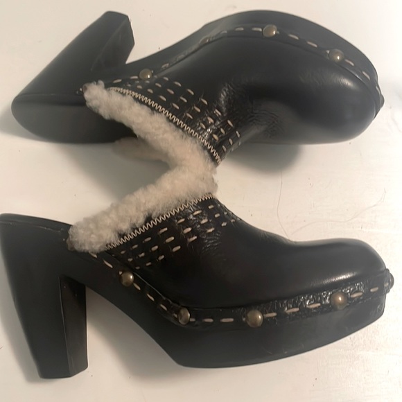 Nine West 4” clogs/mules - Picture 4 of 7